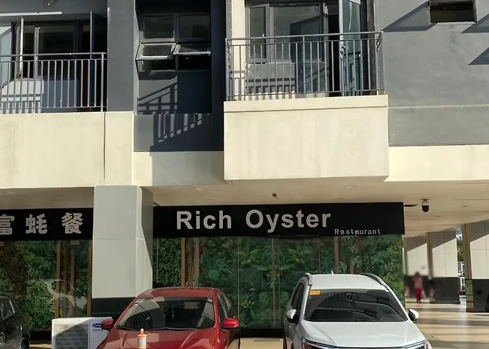 Apartment Modern Unit At Shore 2 Mall Of By Elle *
