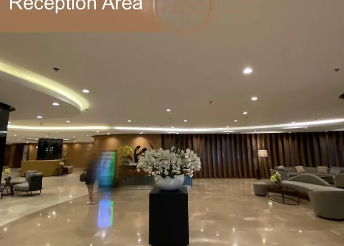 Modern Unit At Shore 2 Mall Of By Elle Manila