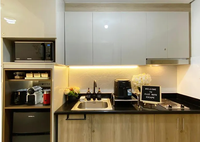 Apartment Modern Unit At Shore 2 Mall Of By Elle *